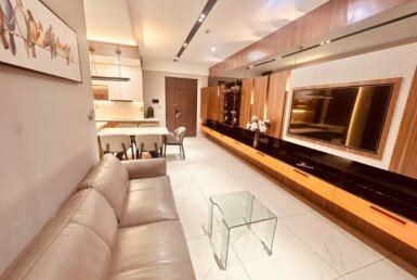 Cần bán gấp căn hộ Midtown Tòa M7. DT 83m2 Thiết kế 2 Phòng-2wc- Nhà đẹp- Kèm 1 ô xe. Giá 10.2 Tỷ