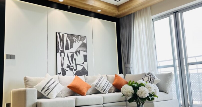 can canh phong khach hoan thien cao cap 810x430 - Giảm giá bán gấp căn hộ 3pn chung cư Scenic Valley 1 view sông giá 15,380 tỷ