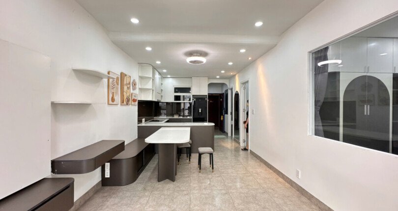 Bán căn hộ Sky Garden 1. DT 71m2 Nhà đẹp- Lầu cao- View không bị chắn- 2 phòng-2wc- Giá tốt 4.9 Tỷ