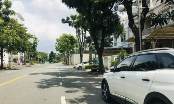 casa luna toa lac goc duong n va duong ton dat tien phuong tan hung ho chi minh 570x340 - Trang chủ