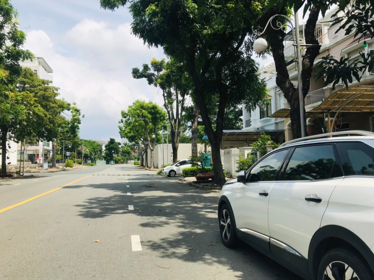 casa luna toa lac goc duong n va duong ton dat tien phuong tan hung ho chi minh - Giá mua bán căn hộ 4pn chung cư Casa Luna Phú Mỹ Hưng T4/2026
