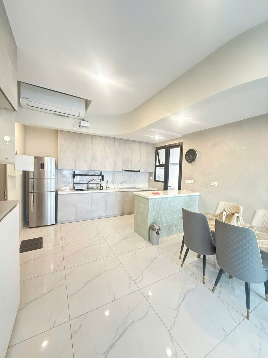 cho thue can ho The View Riviera Point 2 - Cho thuê nhanh căn hộ The View Riviera Point. DT 105m2 Thiết kế 3 Phòng-2wc- Nội thất như hình- Giá 22 Triệu/Tháng