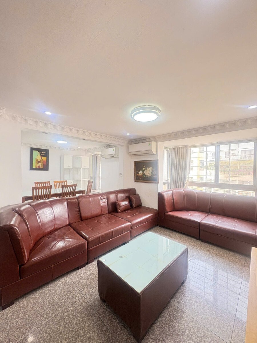 cho thue can ho duplex sky garden 1 4 - Cho thuê Duplex Sky Garden 1. DT 160m2 Thiết kế 5 Phòng ngủ-4wc- Nội thất như hình- Giá 26 Triệu/Tháng