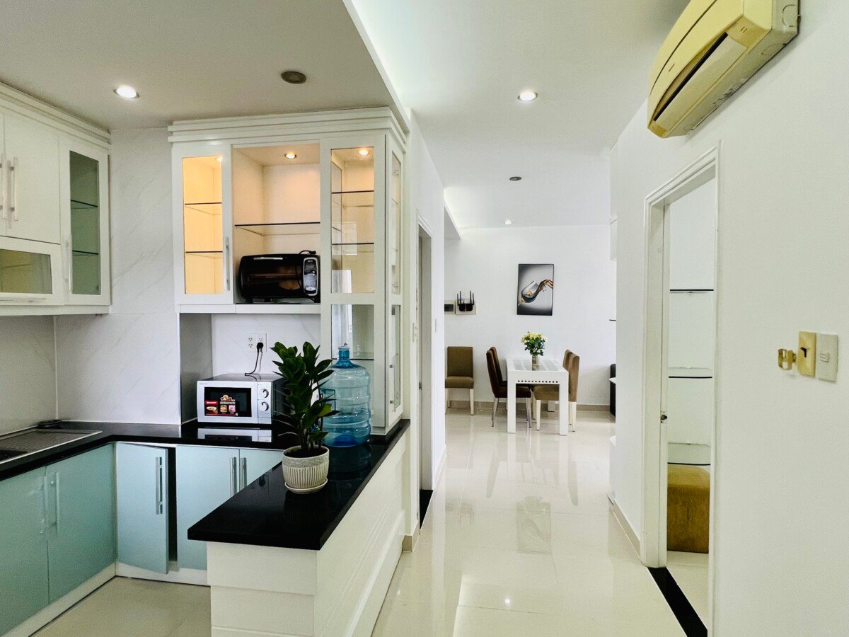 cho thue can ho sky garden 3 5 - Cho thuê căn góc Sky Garden 3. DT 72m2 Nhà đẹp- 2 Phòng ngủ-2wc- Lầu cao- View hồ bơi- Giá 17 Triệu/Tháng