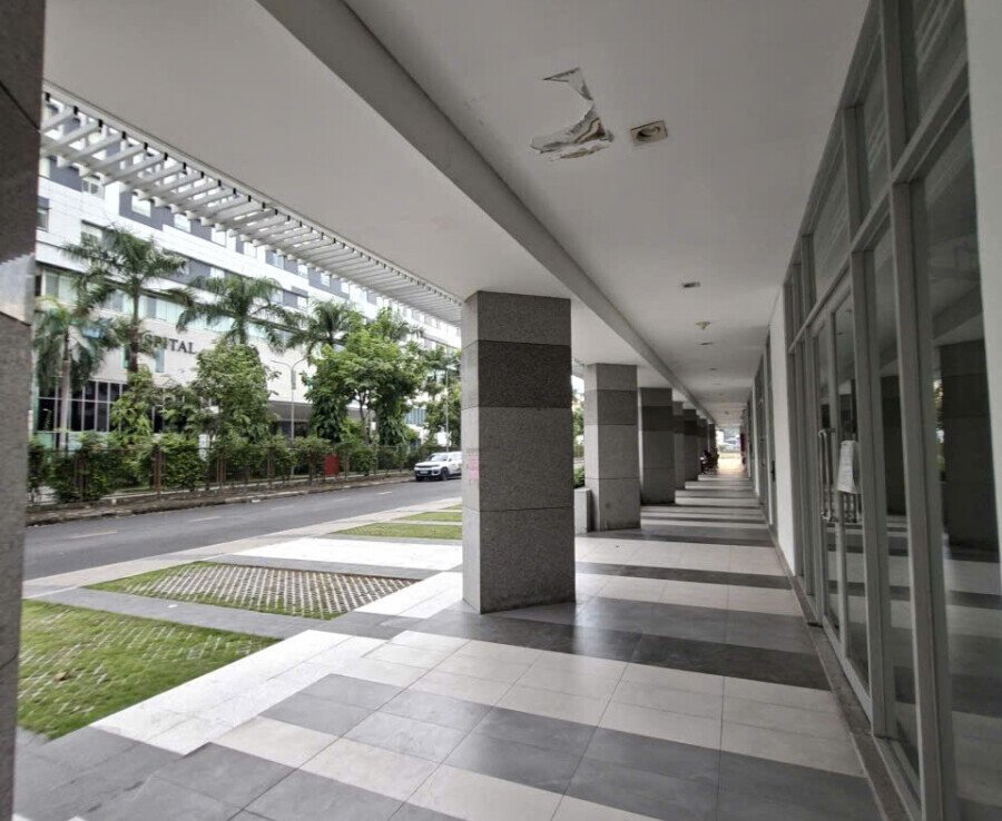 Cần cho thuê Shophouse tại chung cư Scenic Valley 2. DT 200m2 Hiện trạng thô- Vị trí đẹp- Giá thuê 67 Triệu/Tháng cho thue shop scenic 2 2 900x738 - Cần cho thuê Shophouse tại chung cư Scenic Valley 2. DT 200m2 Hiện trạng thô- Vị trí đẹp- Giá thuê 67 Triệu/Tháng