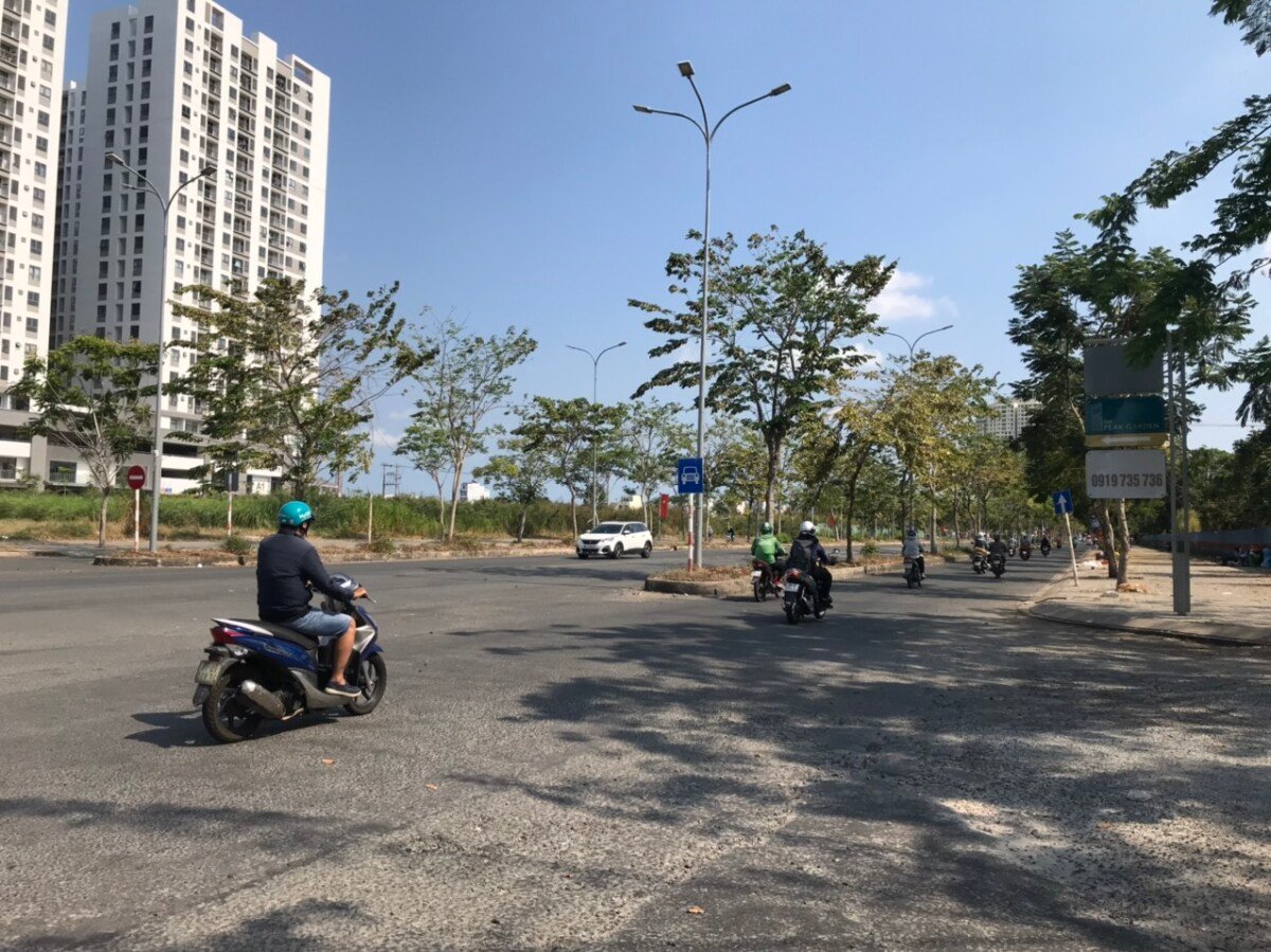 duong 15b doan gan adc phu my - Bán gấp 2 nền đất mặt đường 15B kdc ADC Phú Mỹ phường Tân Mỹ T3/2026