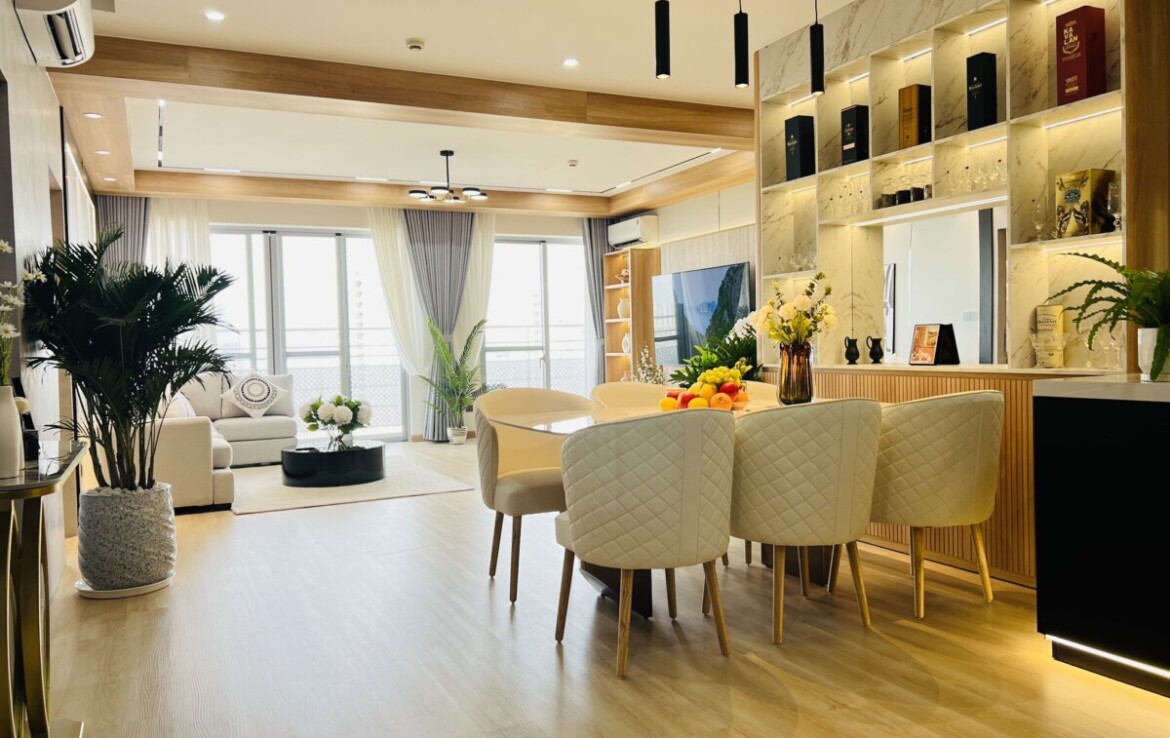 khong gian phong an va phong khach 1170x738 - Chủ gửi bán gấp căn hộ 3pn view sông chung cư Scenic Valley 1 giá 17 tỷ