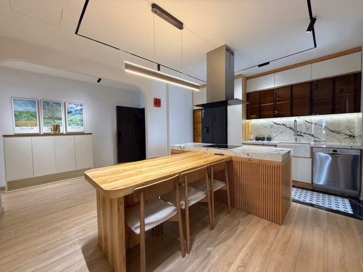 khu vuc bep rong rai - Giá mua bán căn hộ 3pn view sông chung cư Riverside Residence phường Tân Mỹ T3/2026
