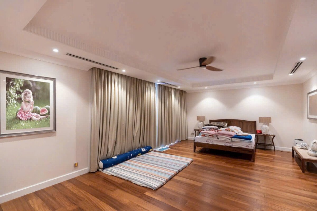 nha biet thu co 5pn rong rai sang trong nhu hinh - Giá mua bán nhà Biệt thự 5pn kdc Chateau phường Tân Mỹ T4/2026