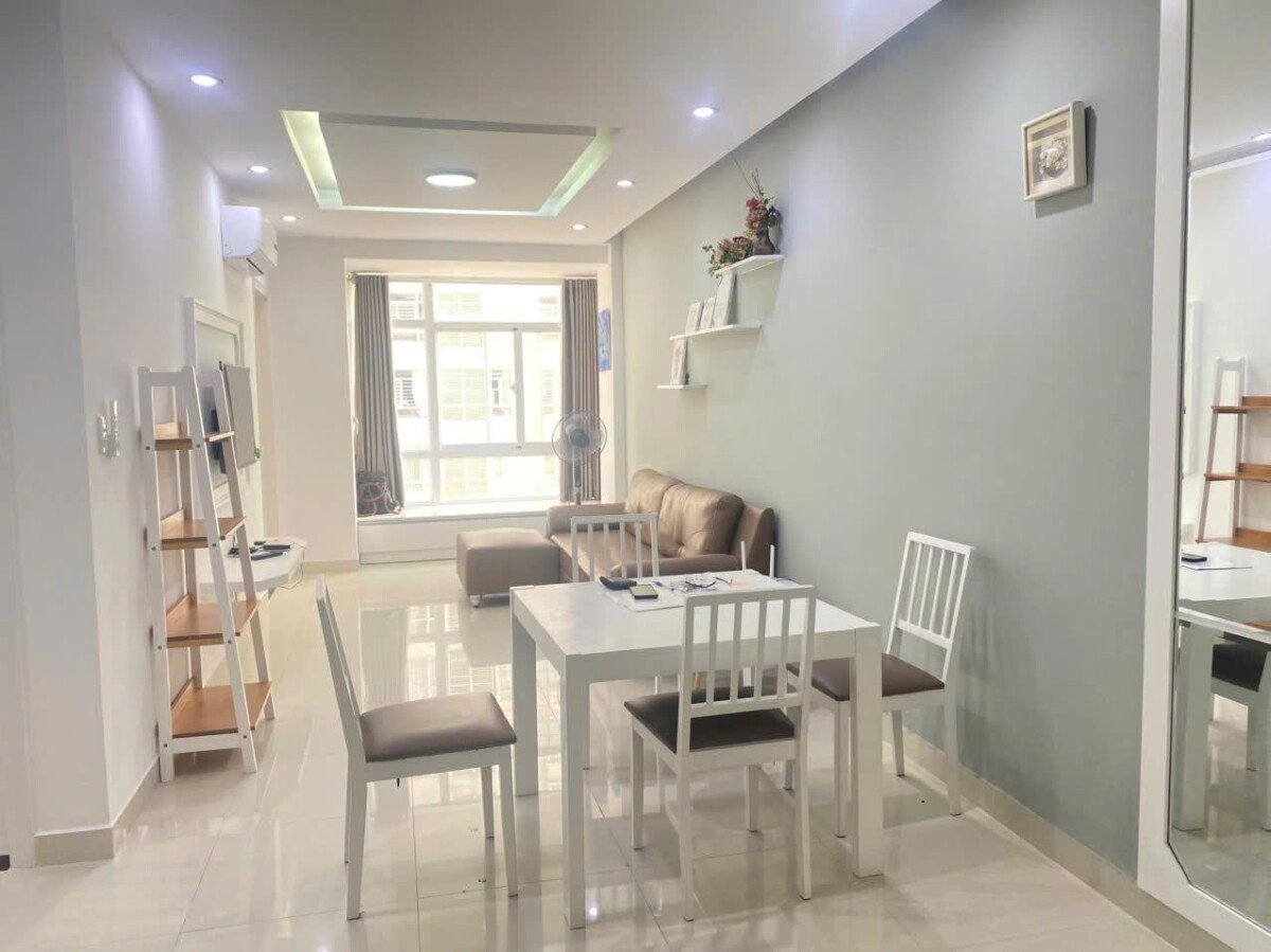 nha dep sky 3 cho thue 2 - Cho thuê căn hộ Sky Garden 3. DT 56m2 nhà mới tone trắng- 2 Phòng ngủ-1wc- Giá thuê 13 Triệu/Tháng