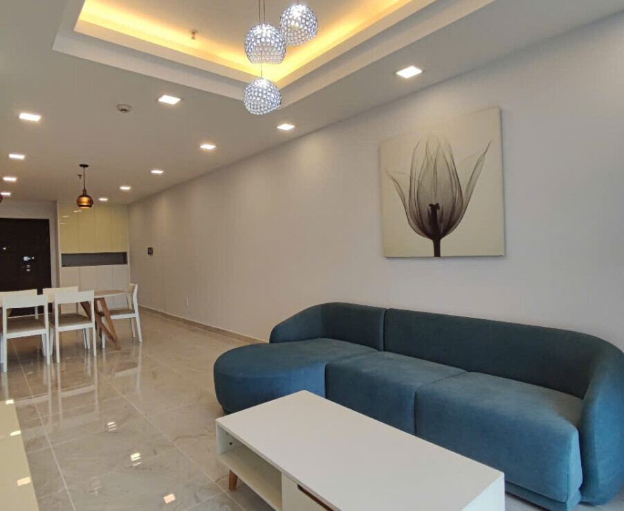 phong khach can ho 902x738 - Giá mua bán căn hộ 3pn tòa D chung cư Scenic Valley 1 phường Tân Mỹ T3/2026