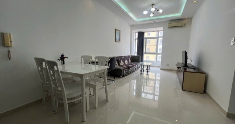 Bán căn hộ chung cư Sky Garden 2, 71m2, 02pn, giá 4,850 tỷ, nhà đang có hợp đồng thuê dài.