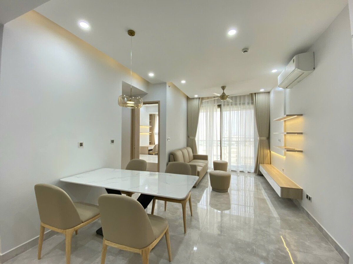 phong khach can ho ban 22 - Bán căn hộ 75m2 chung cư The Peak , 02pn, giá 10 tỷ, nhà mới, nội thất đầy đủ,