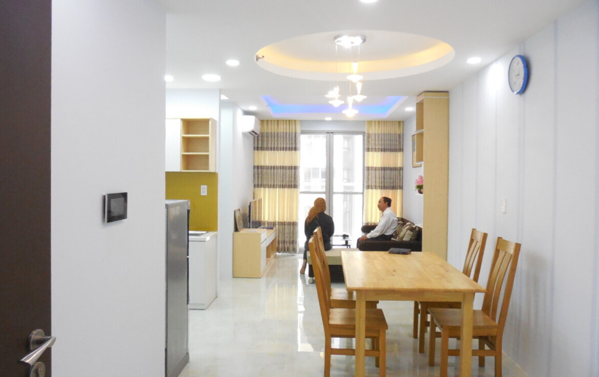 phong khach can ho cho thue 6 1170x738 - Giá cho thuê căn hộ 2pn tòa H chung cư Scenic Valley 1 phường Tân Mỹ T4/2026