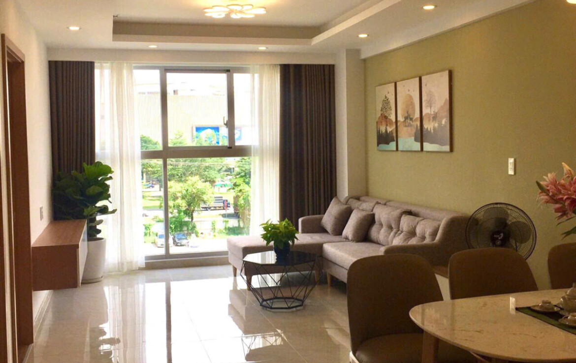 phong khach can ho cho thue 8 1170x738 - Cho thuê căn hộ 77m2, chung cư Scenic Valley , 02pn, giá 21tr/tháng, đầy đủ nội thất.