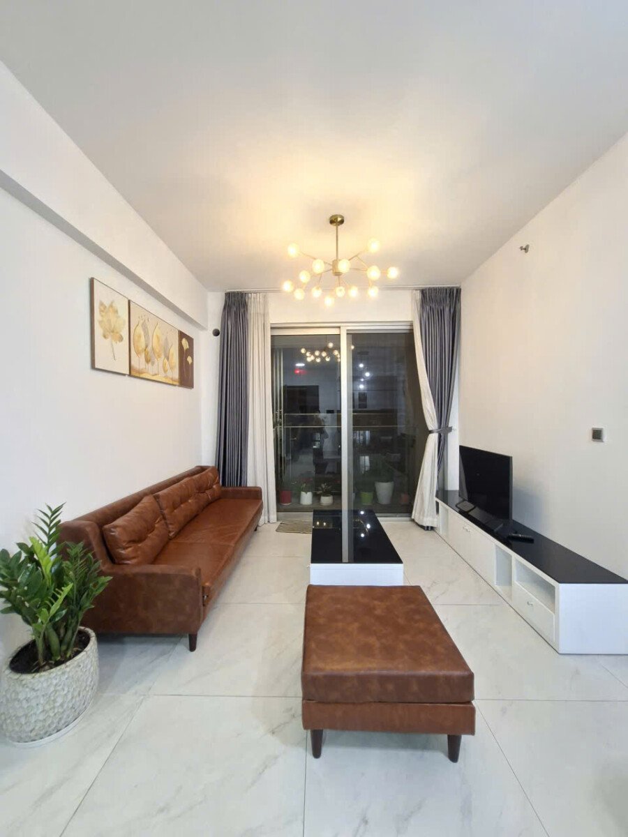 phong khach can ho midtown cho thue 10 - Cho thuê căn hộ Midtown Tòa M7 Phú Mỹ Hưng. DT 83m2 Nhà đẹp- 2 Phòng-2wc- Giá thuê 27 Triệu/Tháng
