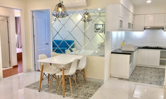 phong khach can ho scenic cho thue 9 570x340 - Trang chủ