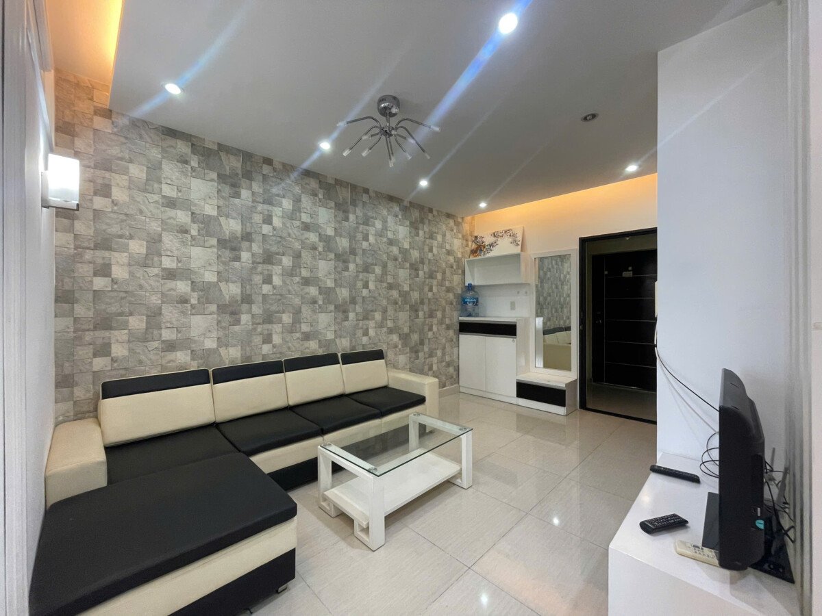 phong khach can ho sky 3 cho thue 9 - Cho thuê căn hộ Sky Garden 3. DT 56m2 Thiết kế 2 Phòng ngủ-1wc- Nhà lầu cao view thoáng. Giá 12 Triệu/Tháng