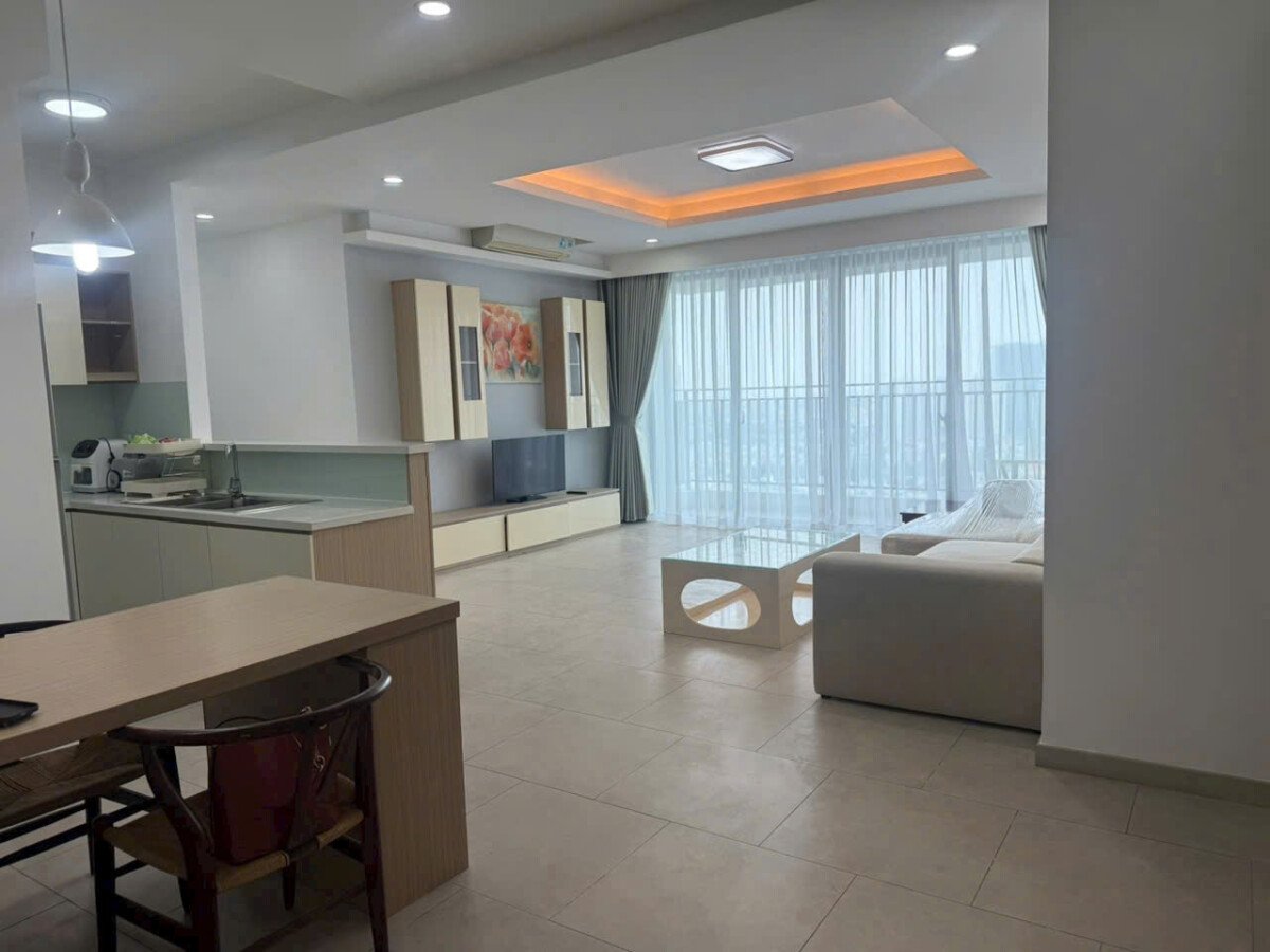 phong khach can ho the view cho thue 1 - Cho thuê nhanh căn hộ The View Riviera Point. DT 101m2 Thiết kế 2 phòng-2wc- View đẹp- Giá 23 Triệu/Tháng