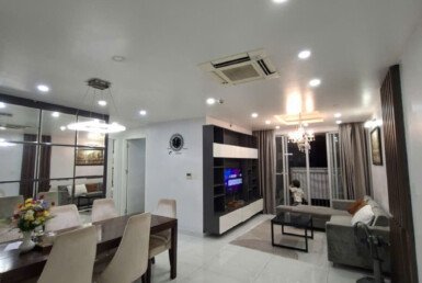 phong khach rong rai cho thue 385x258 - Cho thuê căn hộ Scenic Valley 1. DT 89m2 Nhà đẹp- nội thất đầy đủ- 2 phòng-2wc- View hồ bơi- Giá 20 Triệu/Tháng