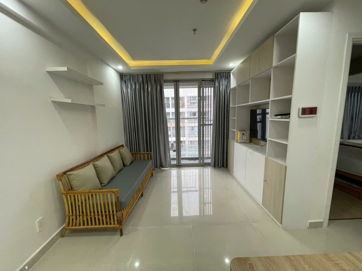 phong khach scenic cho thue - Cho thuê căn hộ Scenic Valley 1. DT 71m2 Nhà đẹp- 2 Phòng-2wc- Nội thất như hình- Giá thuê rẻ 17 Triệu/Tháng