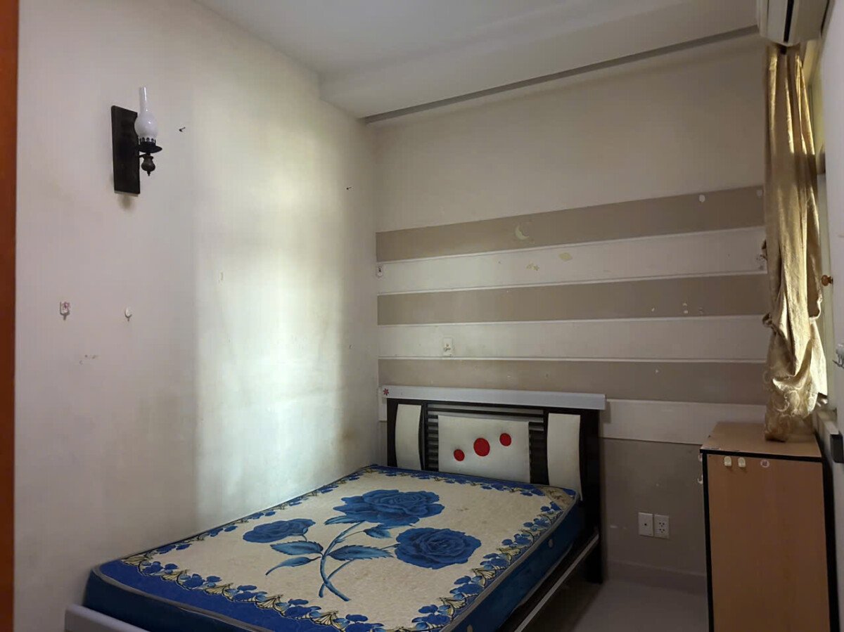 phong ngu 1 2 - Bán gấp căn hộ Sky Garden 1. DT 71m2 Nhà cơ bản tiện mua sửa lại- 2 Phòng-1wc- Giá chỉ 4.750 Tỷ