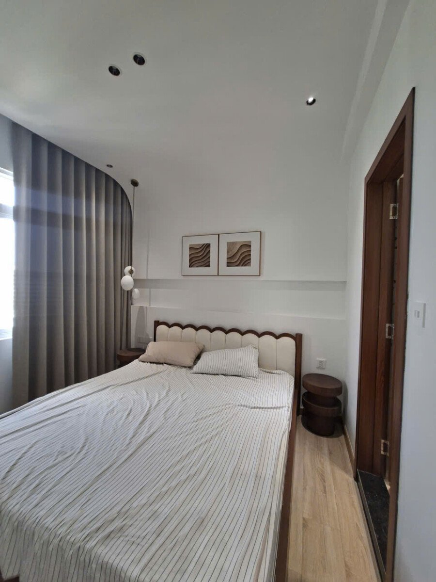 phong ngu 1 3 - Cho thuê căn hộ Green View. DT 103m2 Nhà đẹp nội thất mới 100%- Thiết kế 3 Phòng-2wc- Dọn vào ngay- Giá 35 Triệu/Tháng