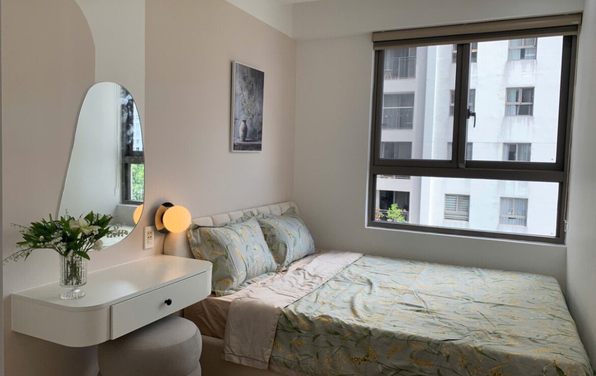 phong ngu 1 6 1170x738 - Cần bán gấp căn hộ Saigon South Residences. DT 95m2 Nhà đẹp- mới- 3 Phòng-2wc- Lầu trung- Giá 8.350 Tỷ