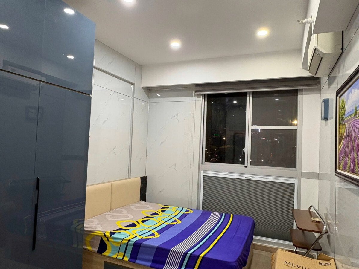 phong ngu 1 cho thue - Cho thuê căn hộ Scenic Valley 2. DT 107m2 Tầng sân vườn- 2 Phòng-2wc- Nội thất như hình- Giá 20 Triệu/Tháng