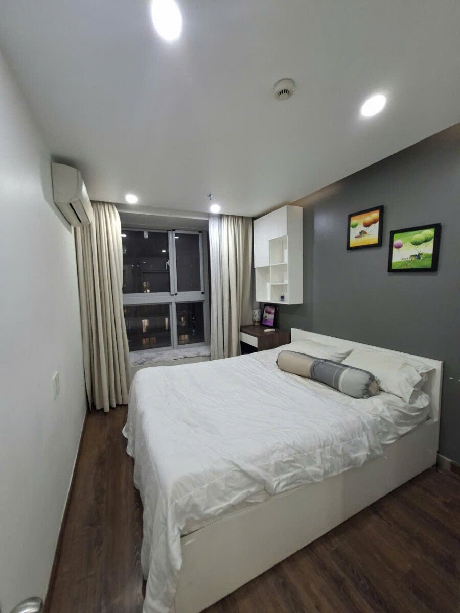 phong ngu 2 1 - Cho thuê căn hộ Scenic Valley 1. DT 89m2 Nhà đẹp- nội thất đầy đủ- 2 phòng-2wc- View hồ bơi- Giá 20 Triệu/Tháng