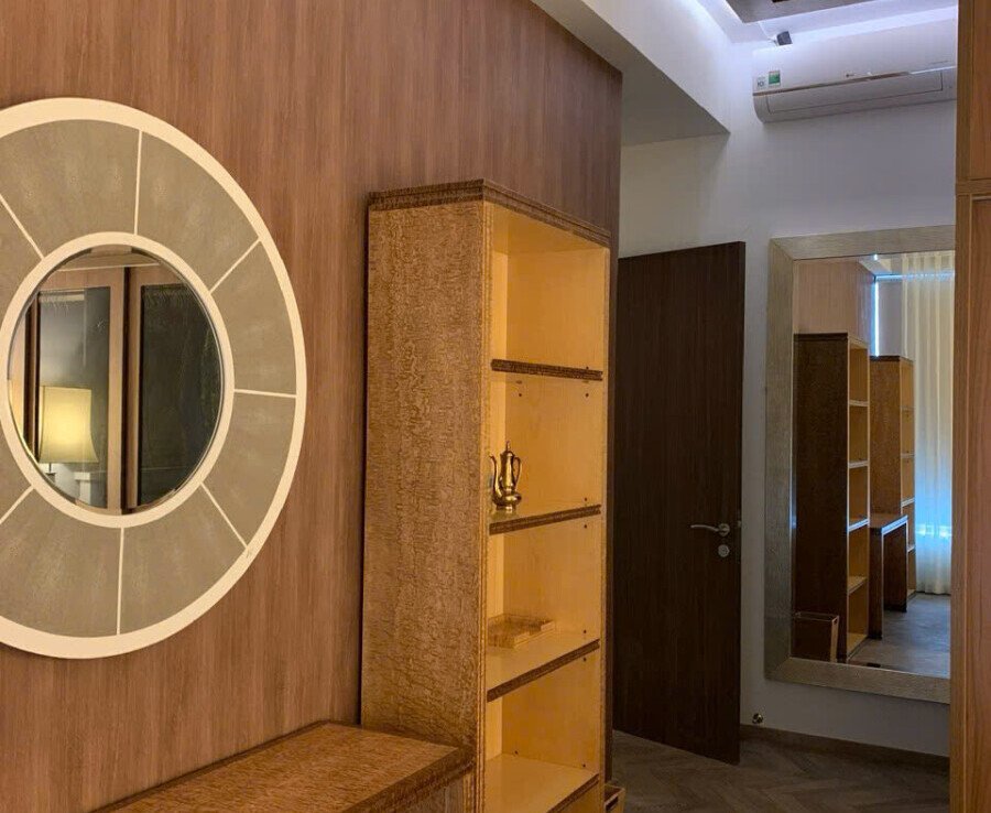 phong ngu can ho can ban 14 900x738 - Bán căn hộ 80m2, chung cư The Peak Midtown, 02pn, giá 9.9 tỷ, nhà đẹp, đầy đủ nội thất.