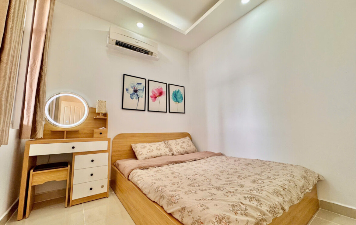 phong ngu can ho can ban 9 1170x738 - Bán căn hộ 70,1m2, chung cư Sky Garden 3, 03pn, giá 5.850 tỷ, nhà đẹp, đầy đủ nội thất.