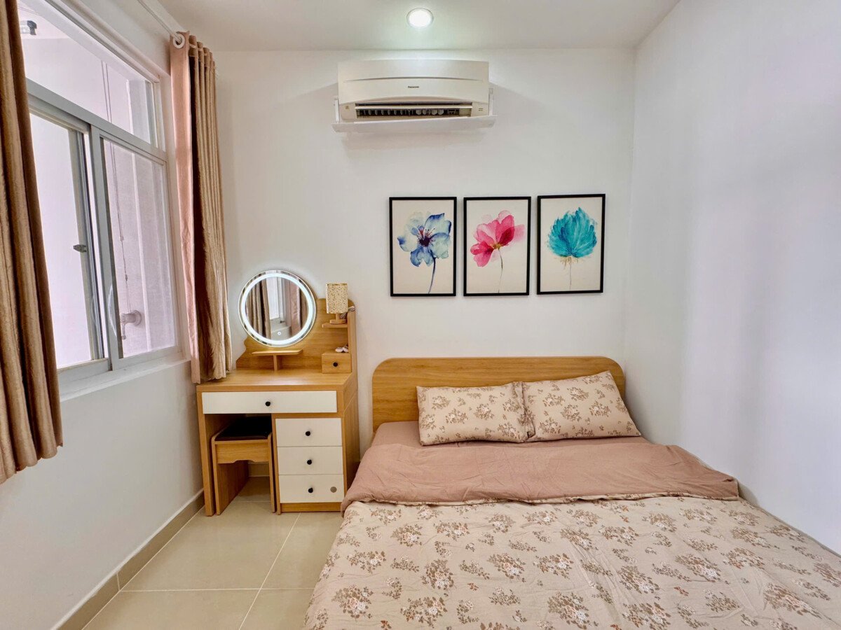 phong ngu can ho can ban nhanh 1 - Bán căn hộ 70,1m2, chung cư Sky Garden 3, 03pn, giá 5.850 tỷ, nhà đẹp, đầy đủ nội thất.