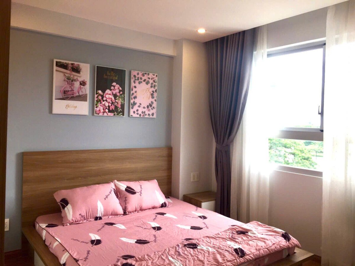 phong ngu can ho can cho thue 2 1 - Cho thuê căn hộ 77m2, chung cư Scenic Valley , 02pn, giá 21tr/tháng, đầy đủ nội thất.
