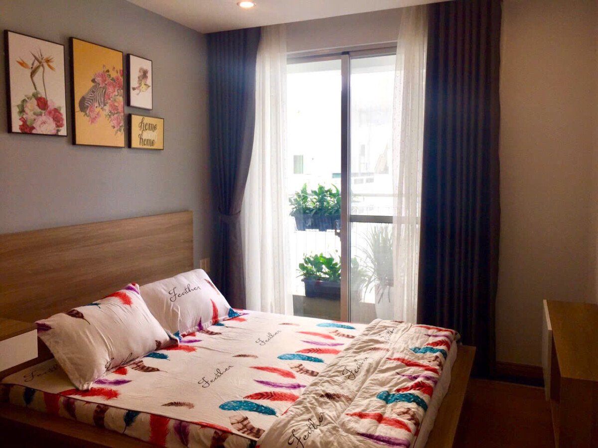 phong ngu can ho can cho thue 3 - Cho thuê căn hộ 77m2, chung cư Scenic Valley , 02pn, giá 21tr/tháng, đầy đủ nội thất.