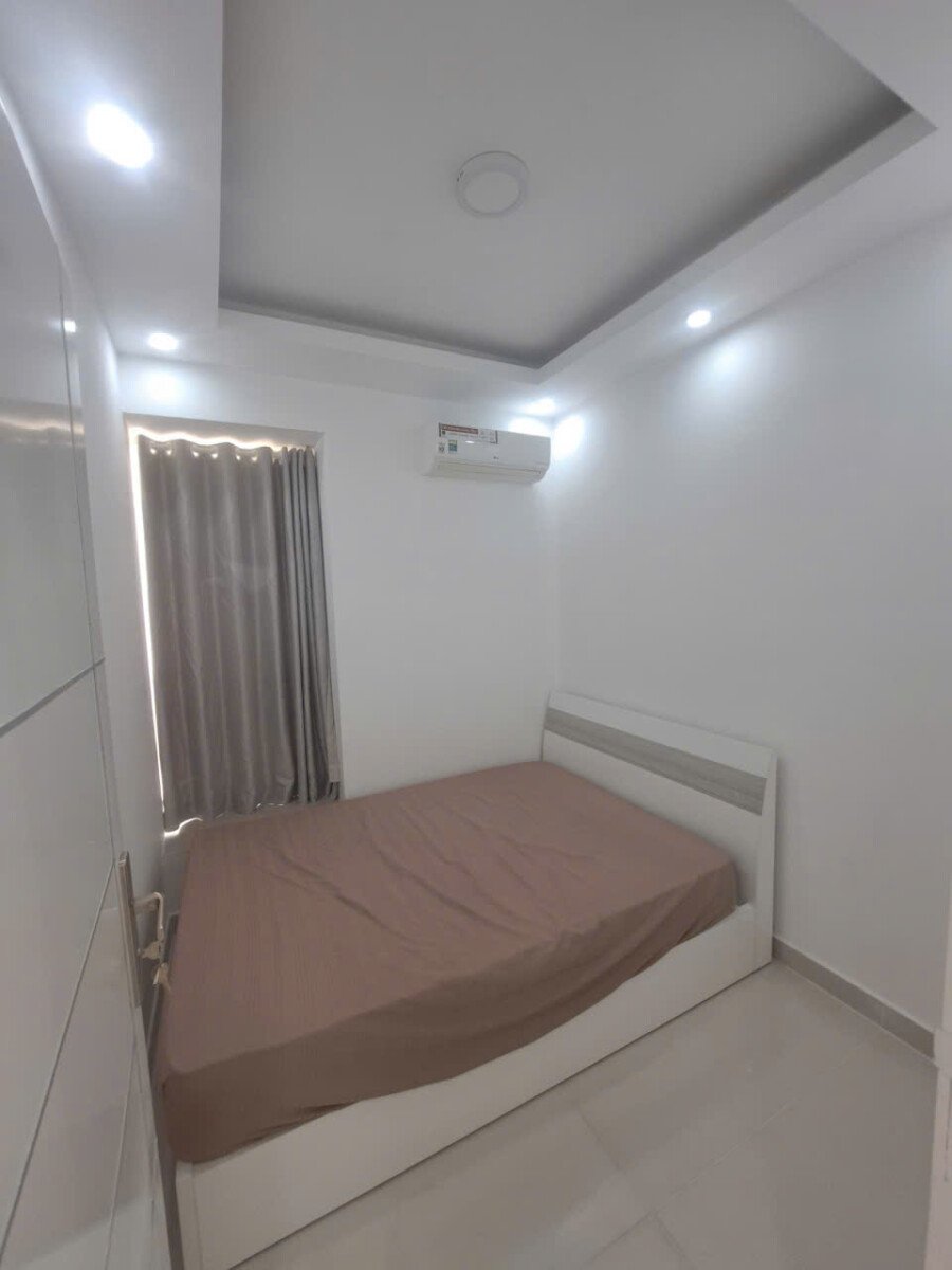 phong ngu can ho sky 3 cho thue 1 - Cho thuê căn hộ Sky Garden 3. DT 70m2 Thiết kế 3 Phòng ngủ-2wc- Nội thất đầy đủ- Giá thuê 16 Triệu/Tháng
