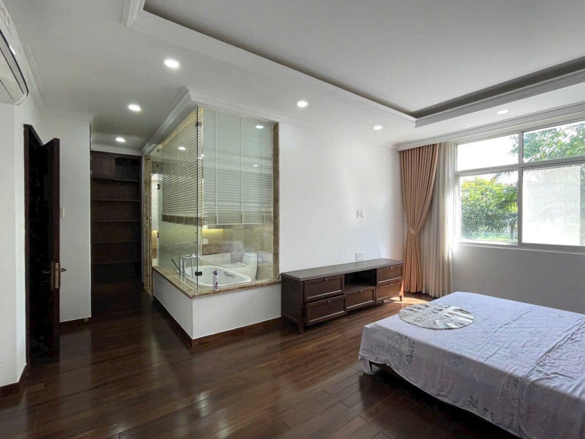 phong ngu day du noi that - Giá cho thuê nhà Biệt thự nguyên căn 5pn kdc Chateau phường Tân Mỹ T4/2026