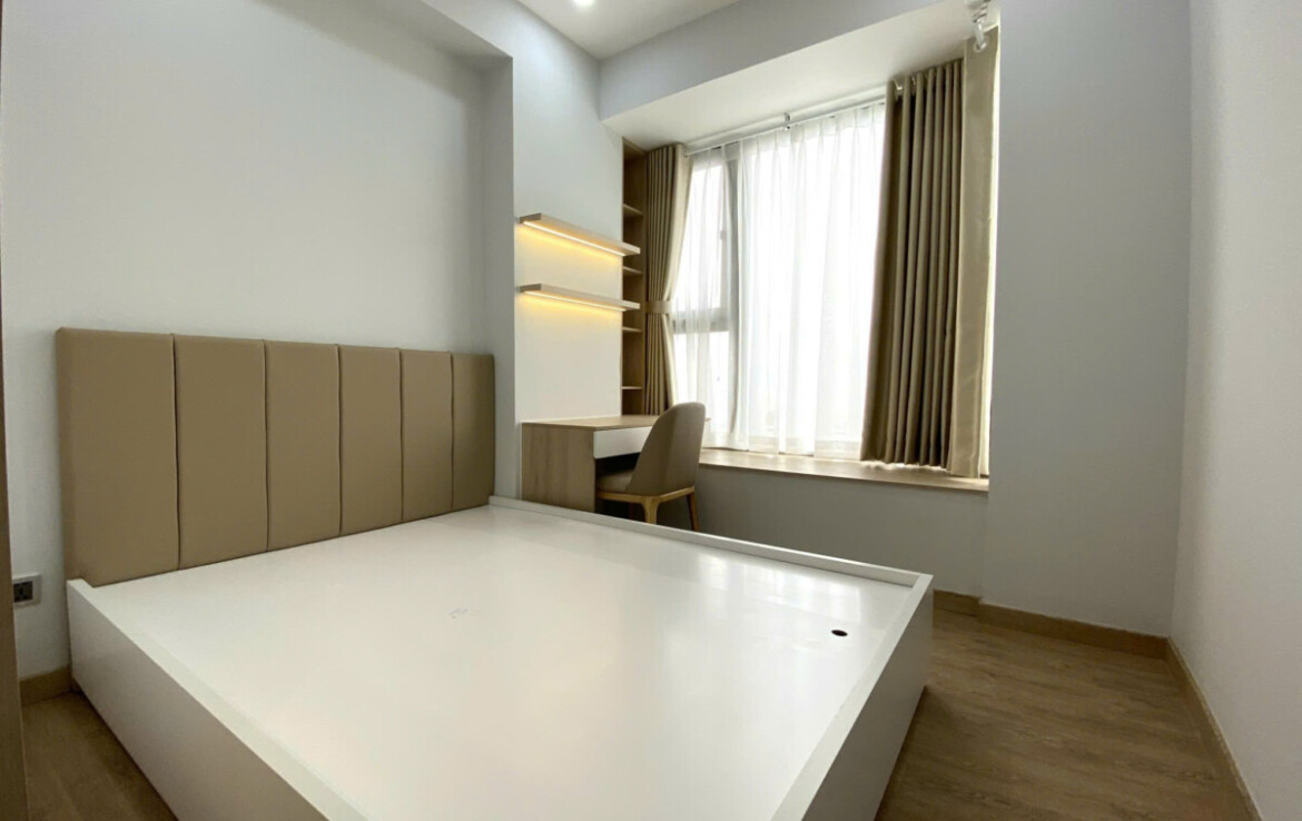 phong ngu lon can ho can ban 1170x738 - Bán căn hộ 75m2 chung cư The Peak , 02pn, giá 10 tỷ, nhà mới, nội thất đầy đủ,