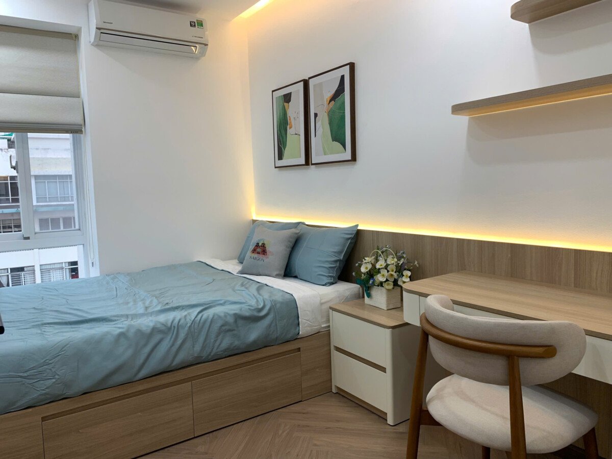 phong ngu nho can ho ban 1 - Giá mua bán căn hộ 3pn lầu 16 chung cư Sky Garden 3 phường Tân Hưng T3/2026