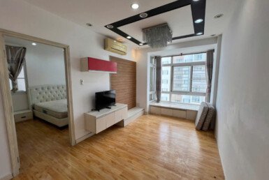 phong ngu sky garden 3 chi thue 6 2 1 385x258 - Bán căn hộ Sky Garden 3. DT 56m2 Thiết kế 1 Phòng-1wc- Lầu cao- Cửa Nam view Bắc- Giá bán 4.650 Tỷ (TL)