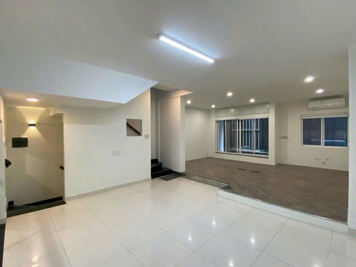 tang lung cho thue - Cho thuê mặt bằng khu Hưng Gia 3 PMH- DT 110m2- Vị trí đẹp, mặt tiền đường lớn- Phù hợp kinh doanh đa nghành nghề. Giá 30 Triệu/Tháng