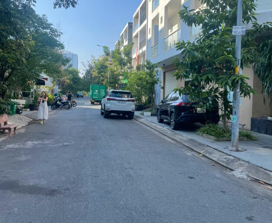 vi tri dat nen mat duong so 18 900x738 - Giá mua bán đất nền mặt Đường số 18 kdc Sadeco Phước Kiển Nhà Bè T4/2026