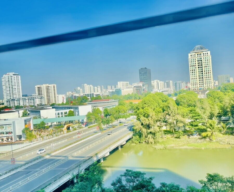 view can ho midtown cho thue 900x738 - Cho thuê căn hộ Midtown Tòa M5. DT 130m2 Thiết kế 3 phòng ngủ-3wc- Rộng rãi- Giá 40 Triệu/Tháng