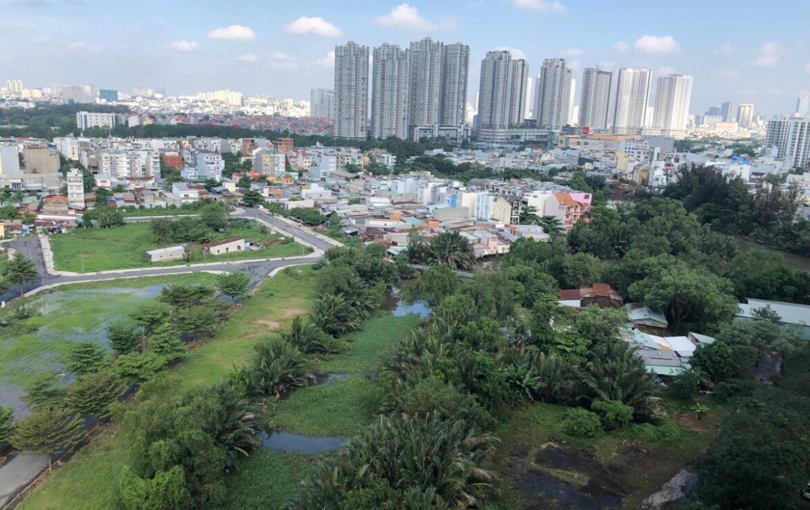 Cho thuê căn góc Sky Garden 3. DT 74m2 Thiết kế 2 phòng ngủ-2wc- View trực diện hồ bơi- Giá 19 Triệu/Tháng view can ho sky 3 cho thue 1170x738 - Cho thuê căn góc Sky Garden 3. DT 74m2 Thiết kế 2 phòng ngủ-2wc- View trực diện hồ bơi- Giá 19 Triệu/Tháng