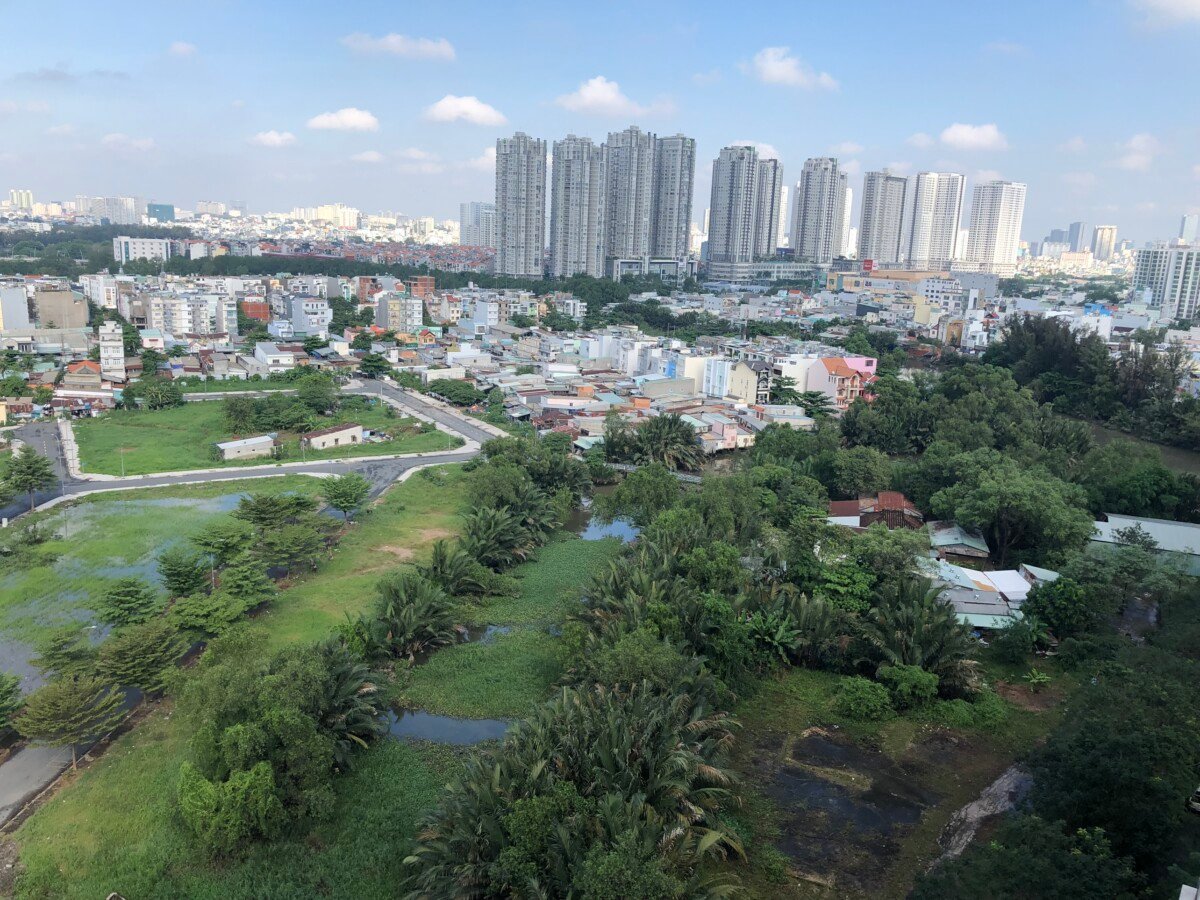 view can ho sky 3 cho thue - Cho thuê căn góc Sky Garden 3. DT 74m2 Thiết kế 2 phòng ngủ-2wc- View trực diện hồ bơi- Giá 19 Triệu/Tháng