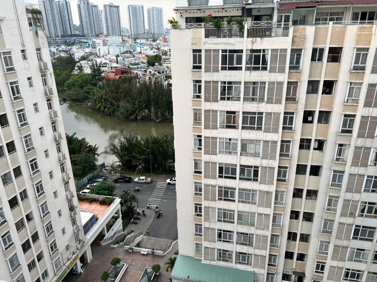 view thoang - Bán nhanh căn hộ Sky Garden 3. DT 56m2 Thiết kế 2 Phòng-1wc- Lầu cao vút- Giá 4.650 Tỷ (TL)