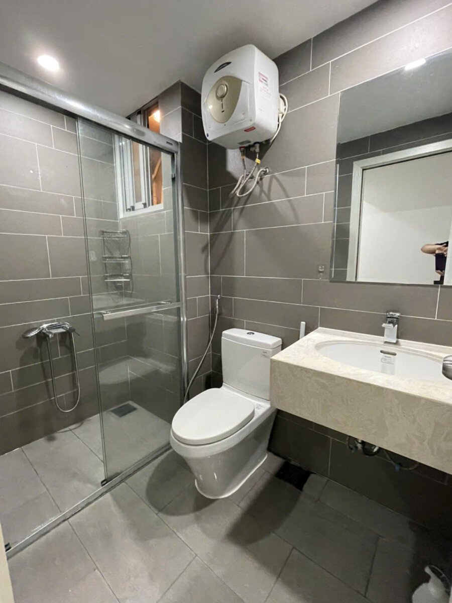 wc scenic cho thue - Cho thuê căn hộ Scenic Valley 1. DT 71m2 Nhà đẹp- 2 Phòng-2wc- Nội thất như hình- Giá thuê rẻ 17 Triệu/Tháng