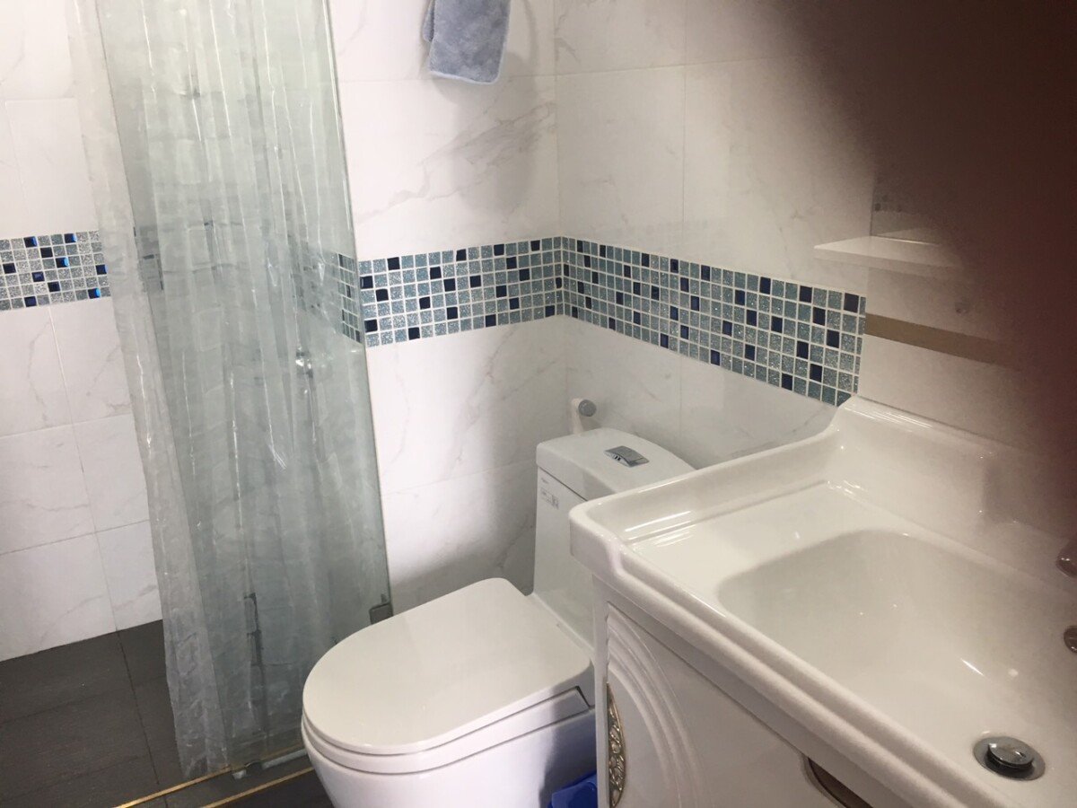 5 - Cho thuê căn hộ 133m2, chung cư Scenic Valley 1, 03pn, giá 40tr/tháng, nhà đẹp.