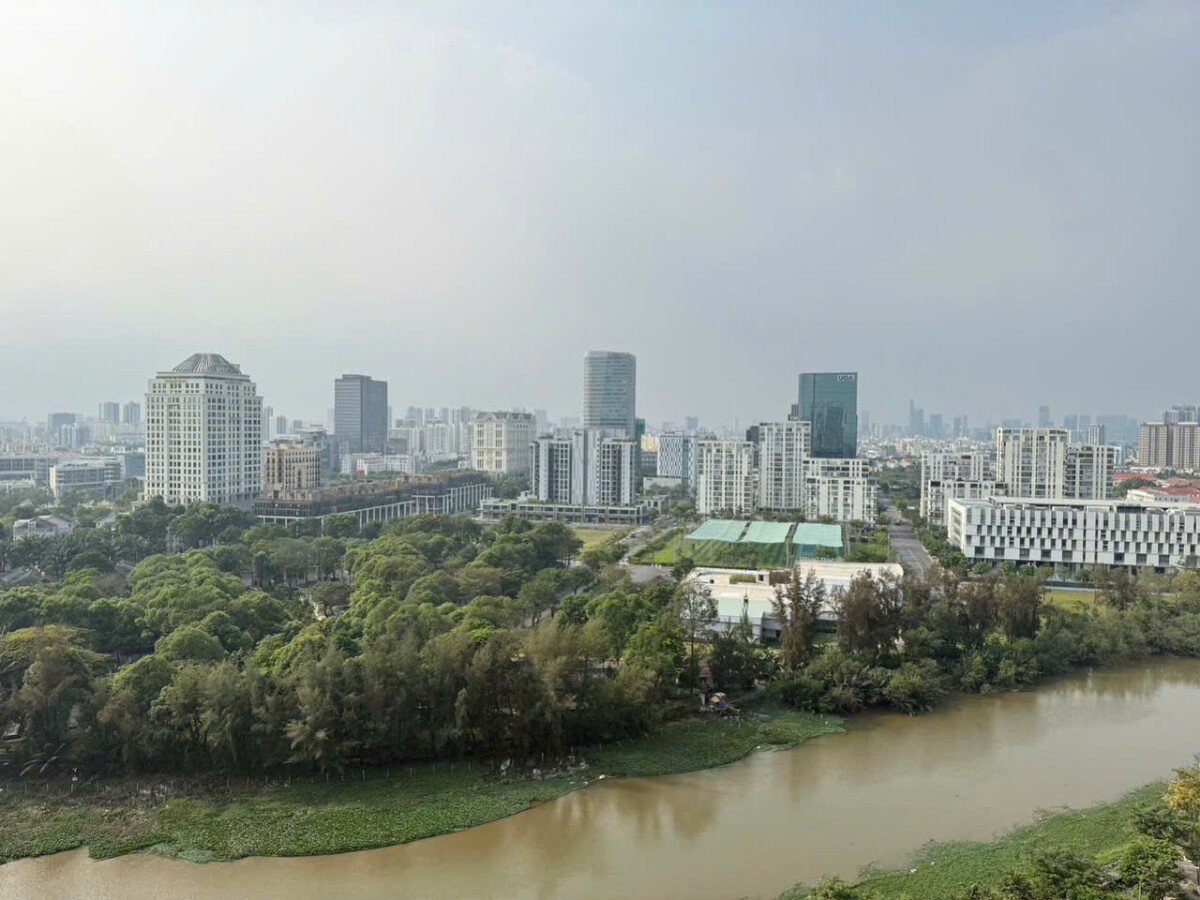 balcony phong khach lien ke song - Giá mua bán căn hộ 3pn tòa B chung cư The Signature m7 phường Tân Mỹ T4/2-26