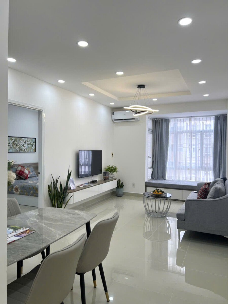 ban can ho sky garden 3 11 1 - Bán căn hộ Sky Garden 3. DT 68m2 Lầu trung- Nhà đẹp- 2 phòng-2wc- Đang trống vào ở ngay- Giá 5.4 Tỷ